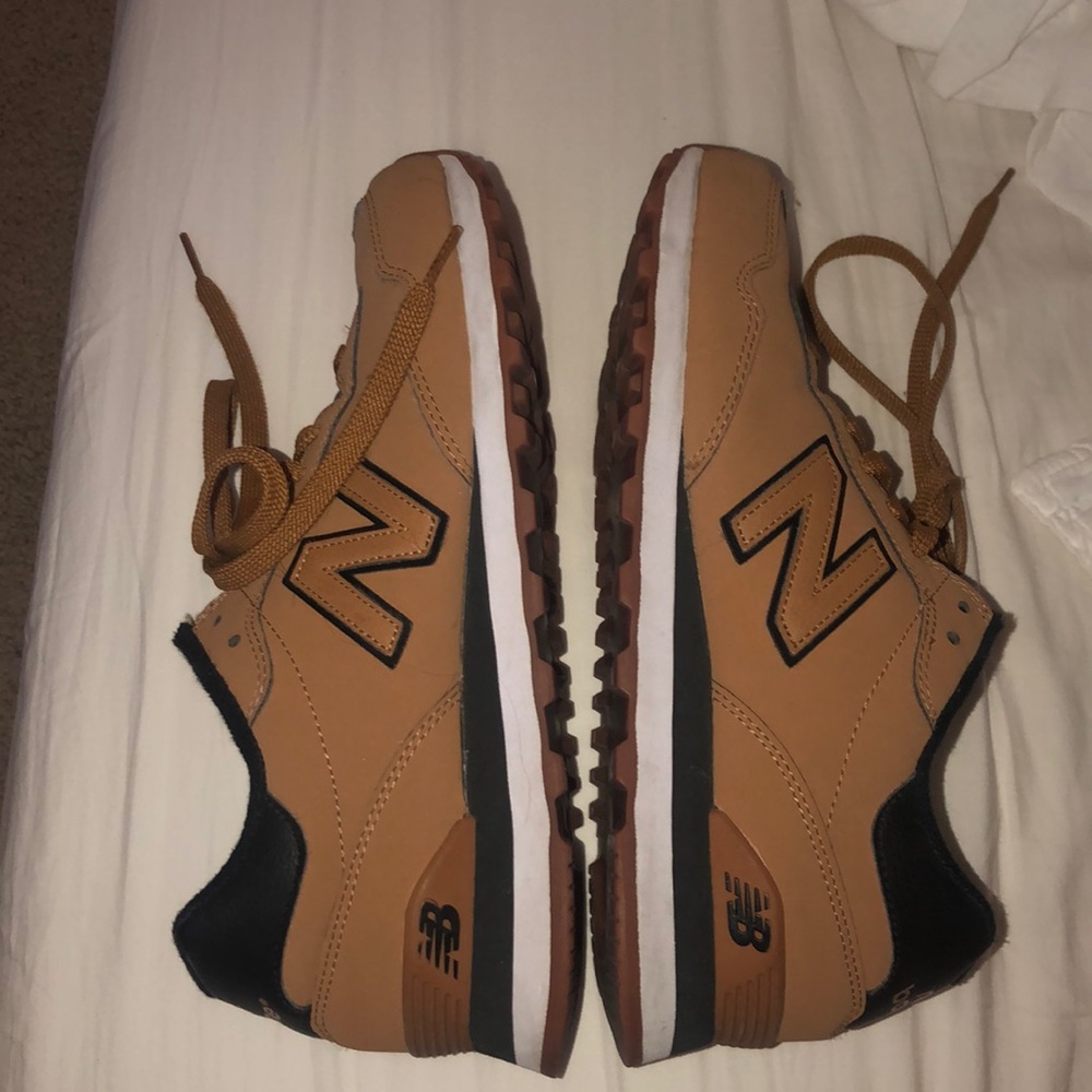 New balance shoes
